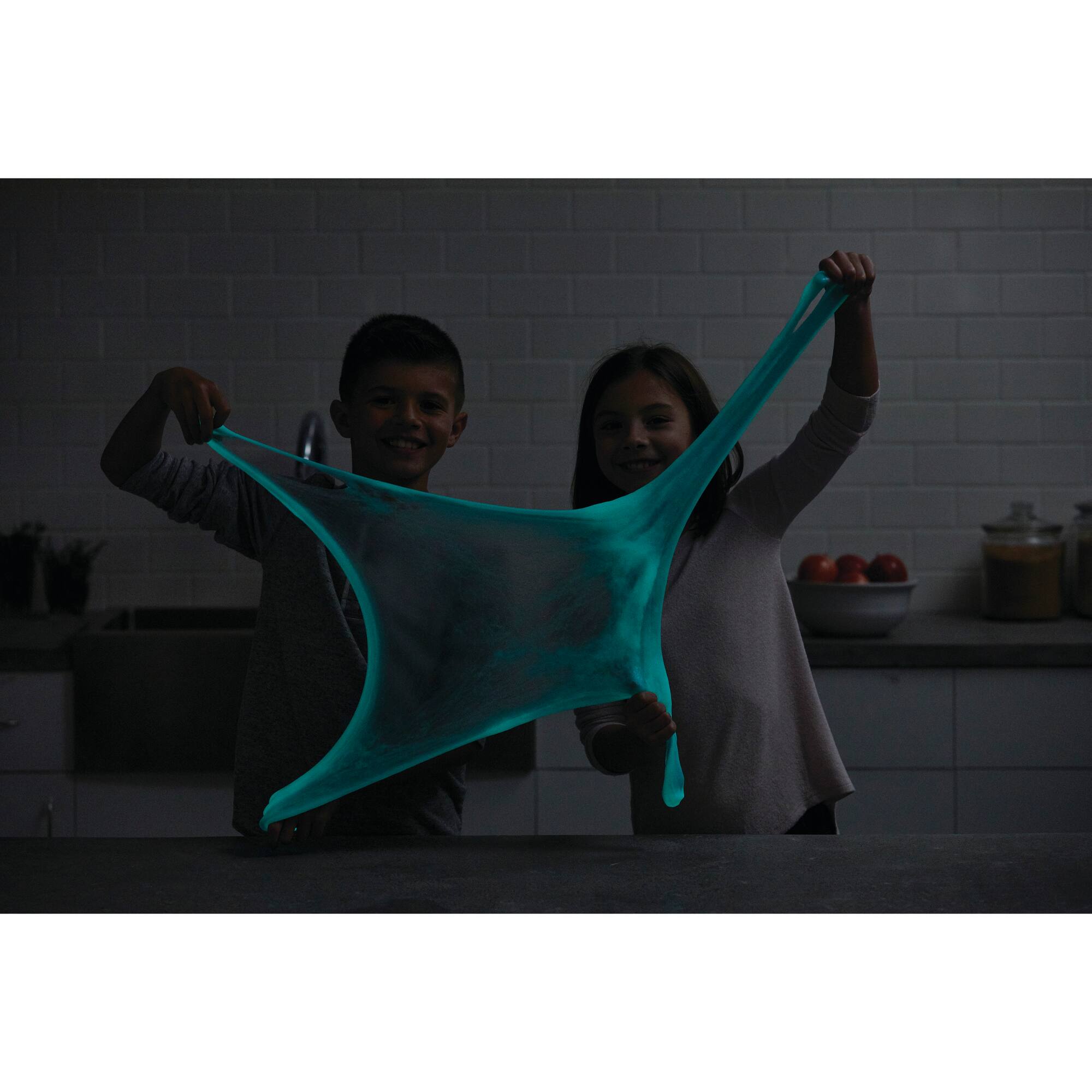 Elmer's® Glow in the Dark Glue